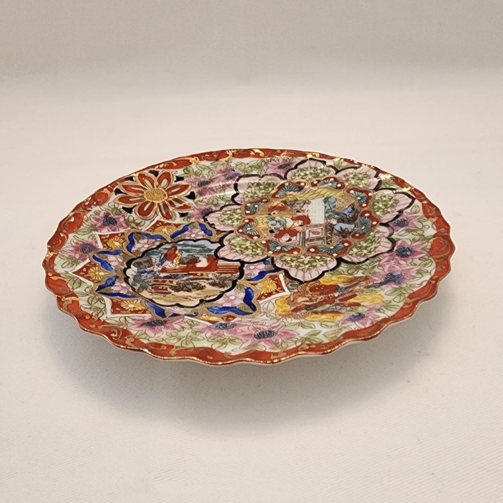 Hand Painted Vintage Japanese Imari Plate