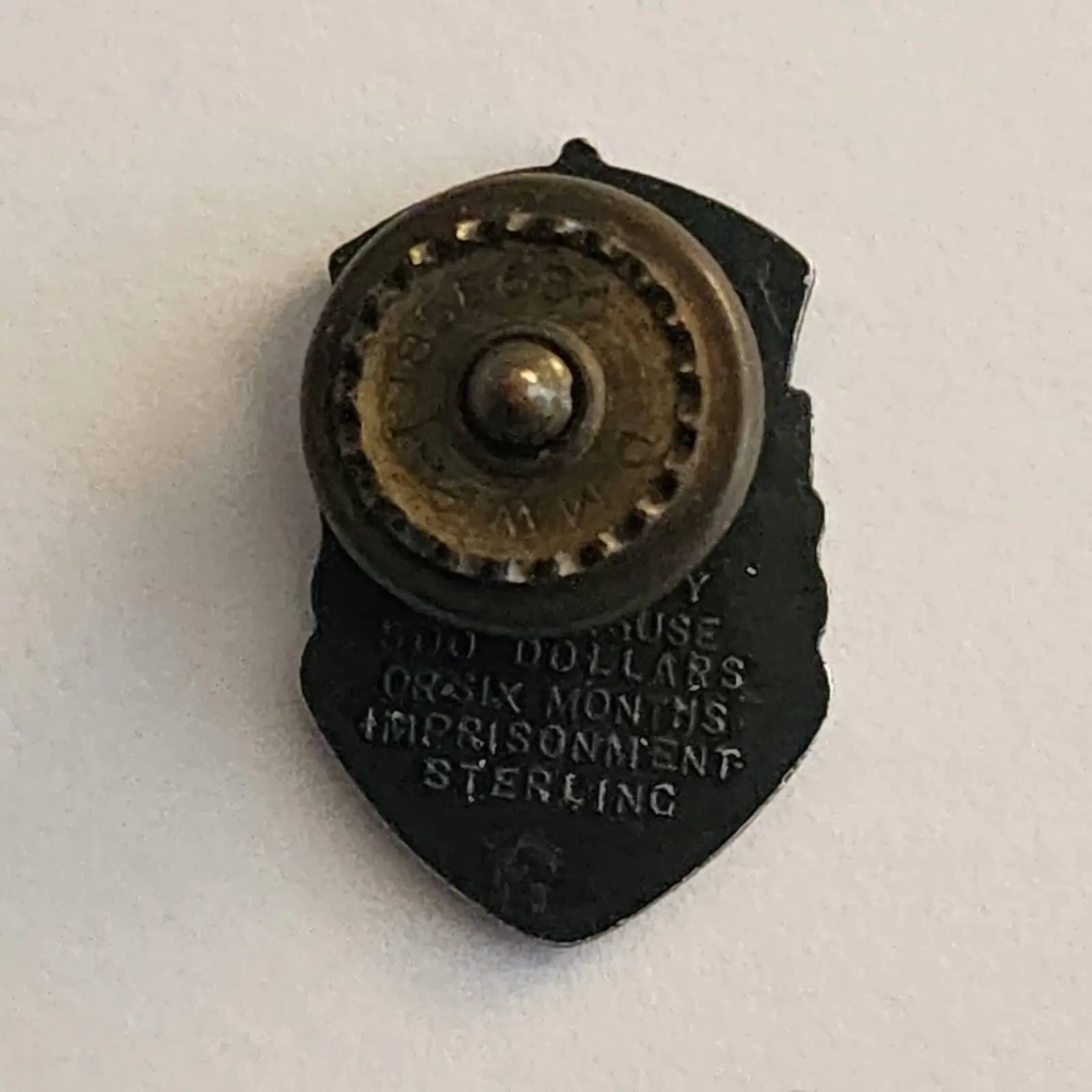 A badge with the words "Canada" on it.