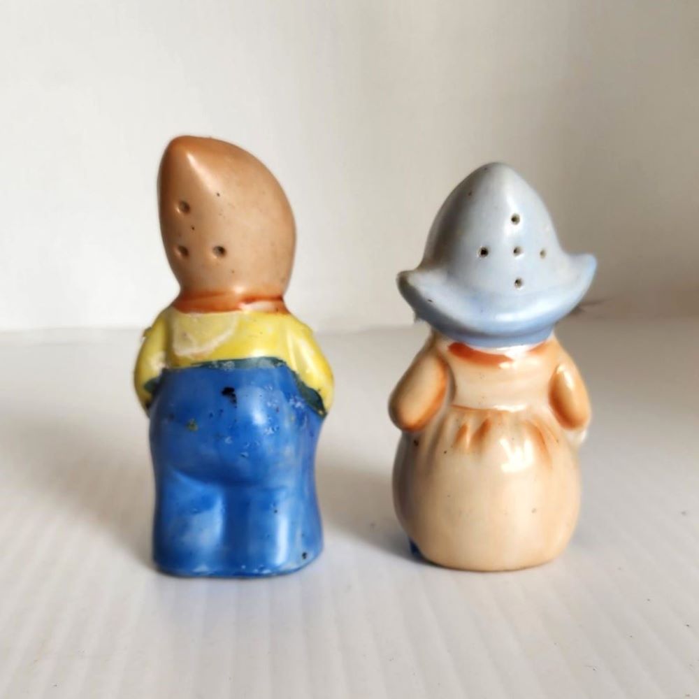 Dutch Boy and Girl Vintage Salt & Pepper, Japan Ceramic Hand Painted