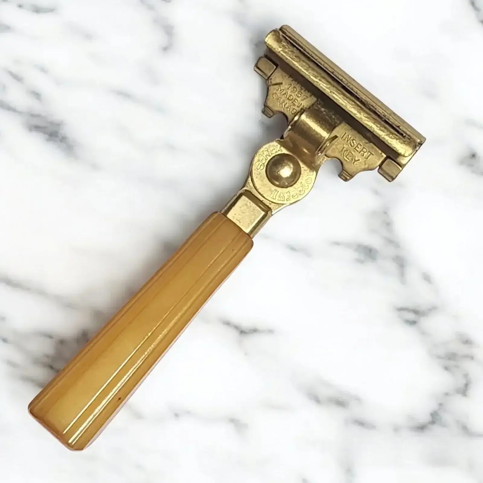 Vintage 1937 SCHICK Injector Single Edge Safety Razor with Case - Mulberry Lane 1930s Shaving Gear Shaving Tool