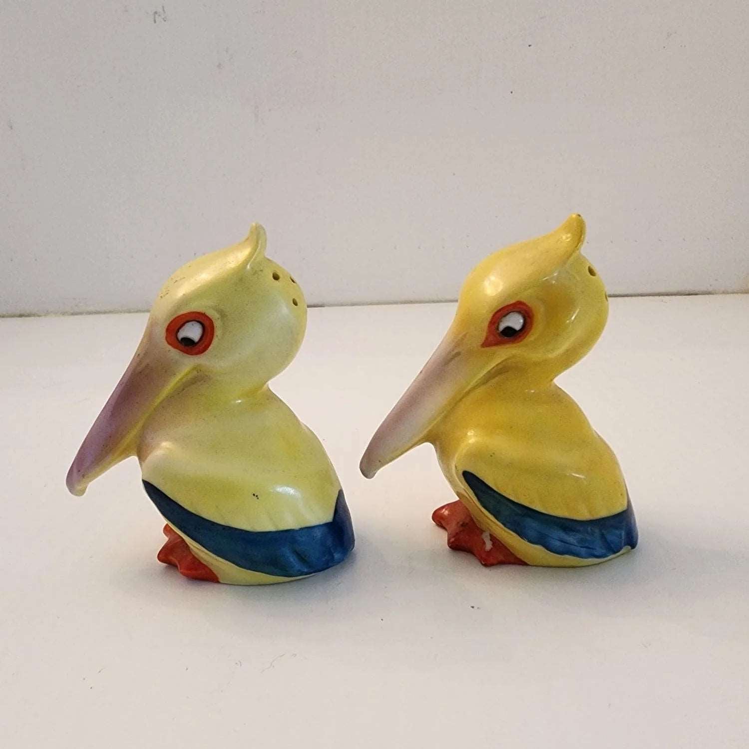 Yellow Pelican Vintage Salt & Pepper Shaker Set - Mulberry Lane Inspirations Collecting Salt & Pepper Shakers